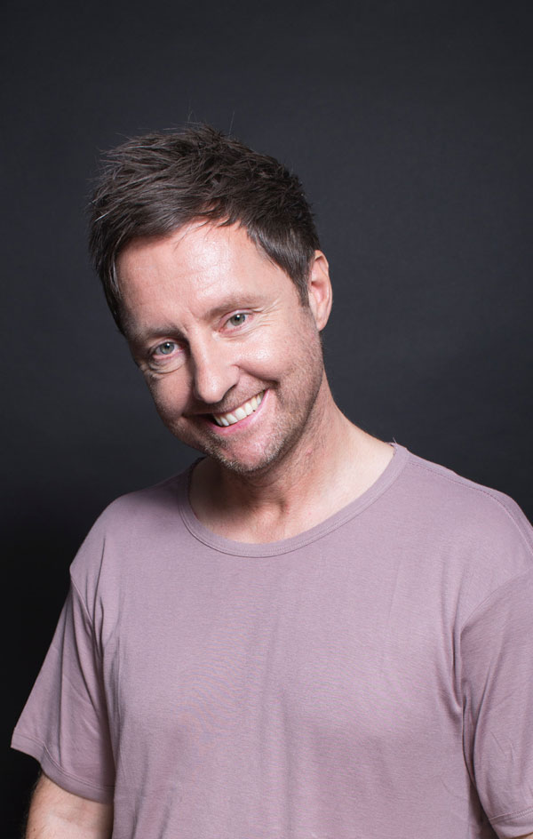 Big smile from a satisfied ScandiBox IPTV customer